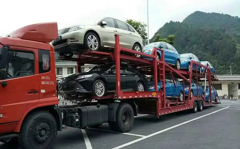 轎車運輸